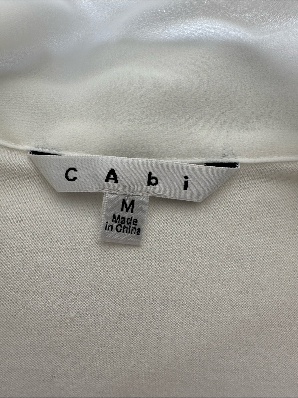 CAbi Bow-Neck and Puff Sleeves Long Sleeve Blouse size medium - Picture 4 of 17